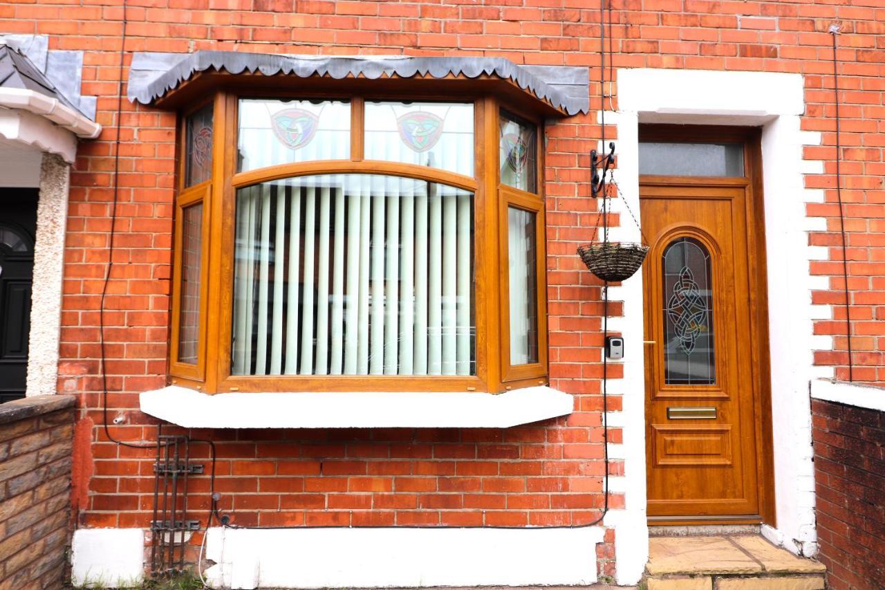 St James'S Rd Belfast Buitenkant foto